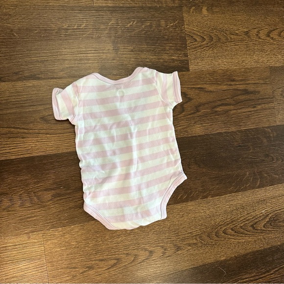 Carter's 6 Month Baby Girl Bodysuit Onesie Set (3) - Picture 6 of 11